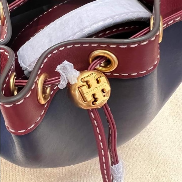 Toryburch bucket bag brand new - Picture 4 of 5
